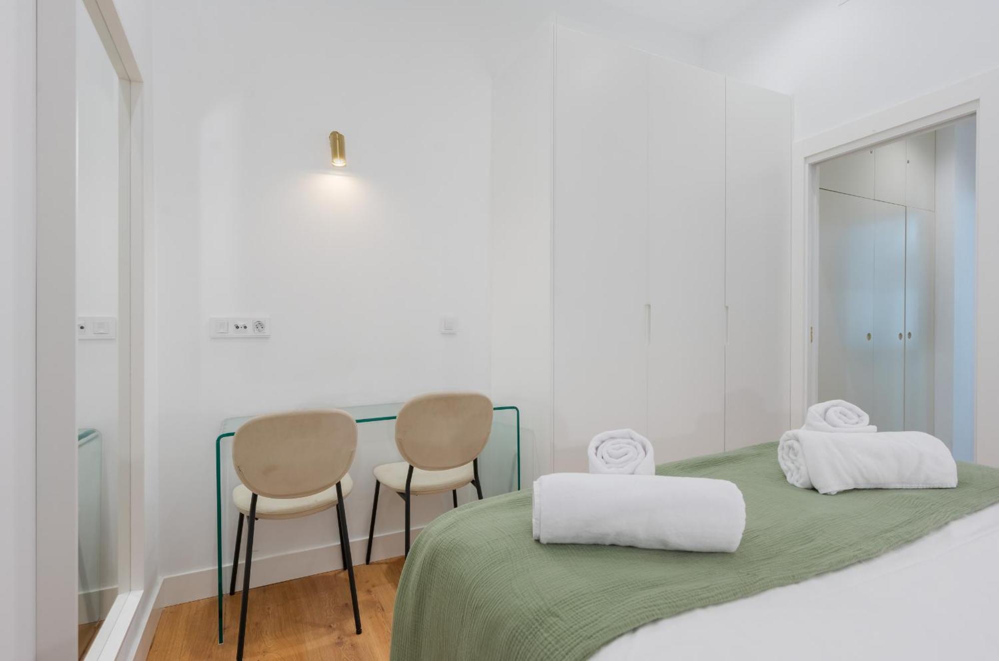 Arroyo 3 Apartments Севилья Экстерьер фото